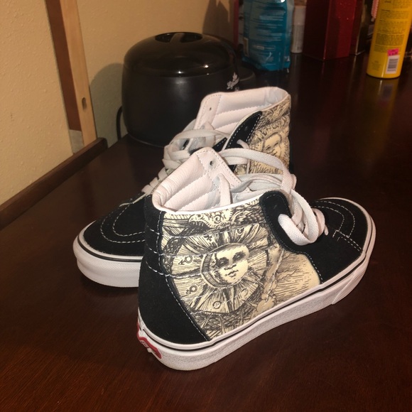 🛑SOLD ON MERCARI🛑 Astrology Zodiac Sign Vans Sk8-hi hightops - Picture 6 of 6